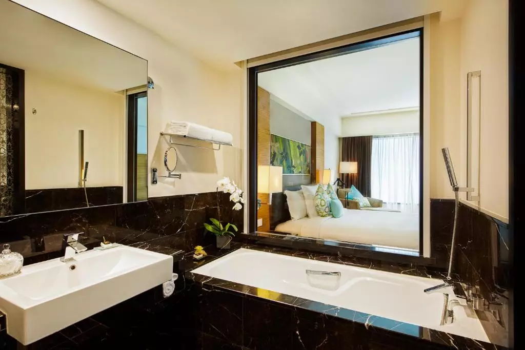 ایمپیانا سرویس